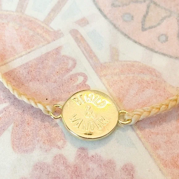 Pura Vida “Twin Peaks” with cream colored bitty braid beacelet - Picture 4 of 4